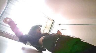 TWTP 几个舞蹈社团的妹子被有心人暗藏摄像头偷拍她们嘘嘘 (1)